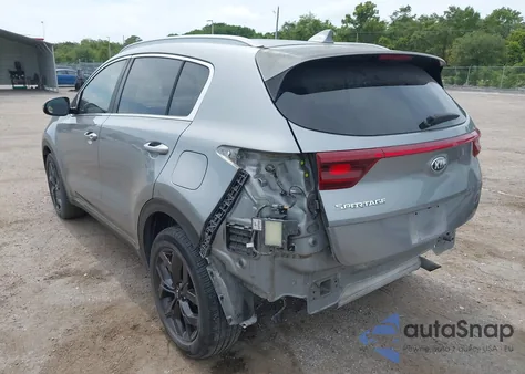 2021 Kia Sportage S z USA, uszkodzony, nr VIN KNDP63AC5M7847956